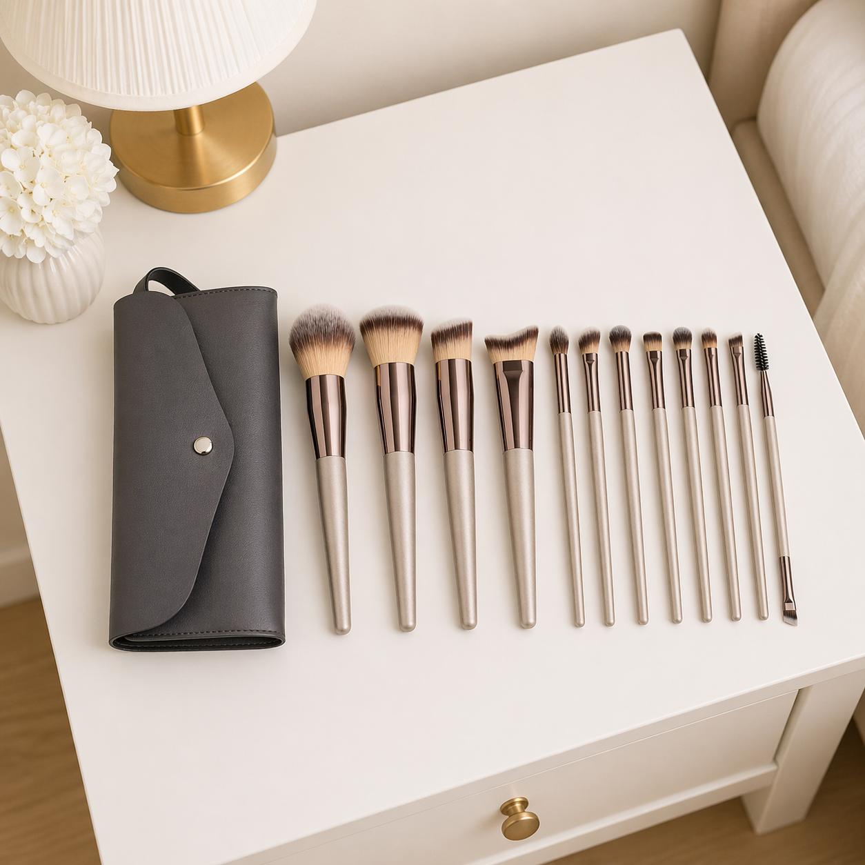 Set de 14 brochas de maquillaje con estuche - Dressygt