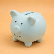 Alcancía de cerámica en forma de cerdito