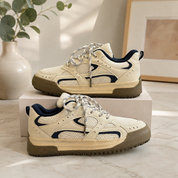 Tenis urbanos beige con suela de goma