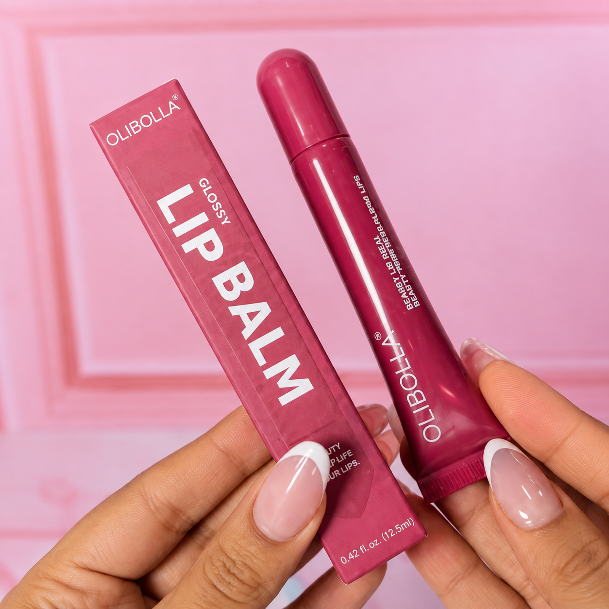 Bálsamo labial voluminizador con brillo