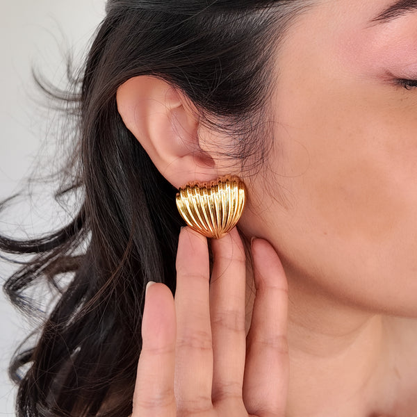 Aretes con diseño de corazón