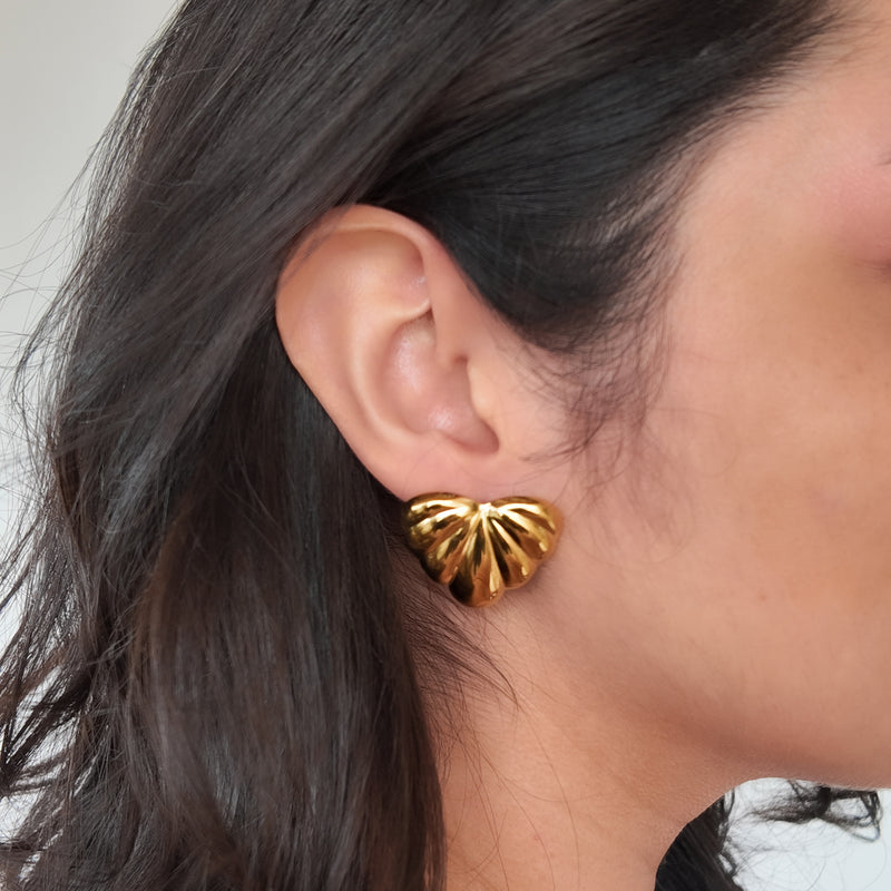 Aretes con diseño de hoja