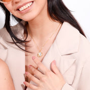 Collar de acero inoxidable con dije