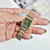Reloj de mujer con pulsera de tres hileras