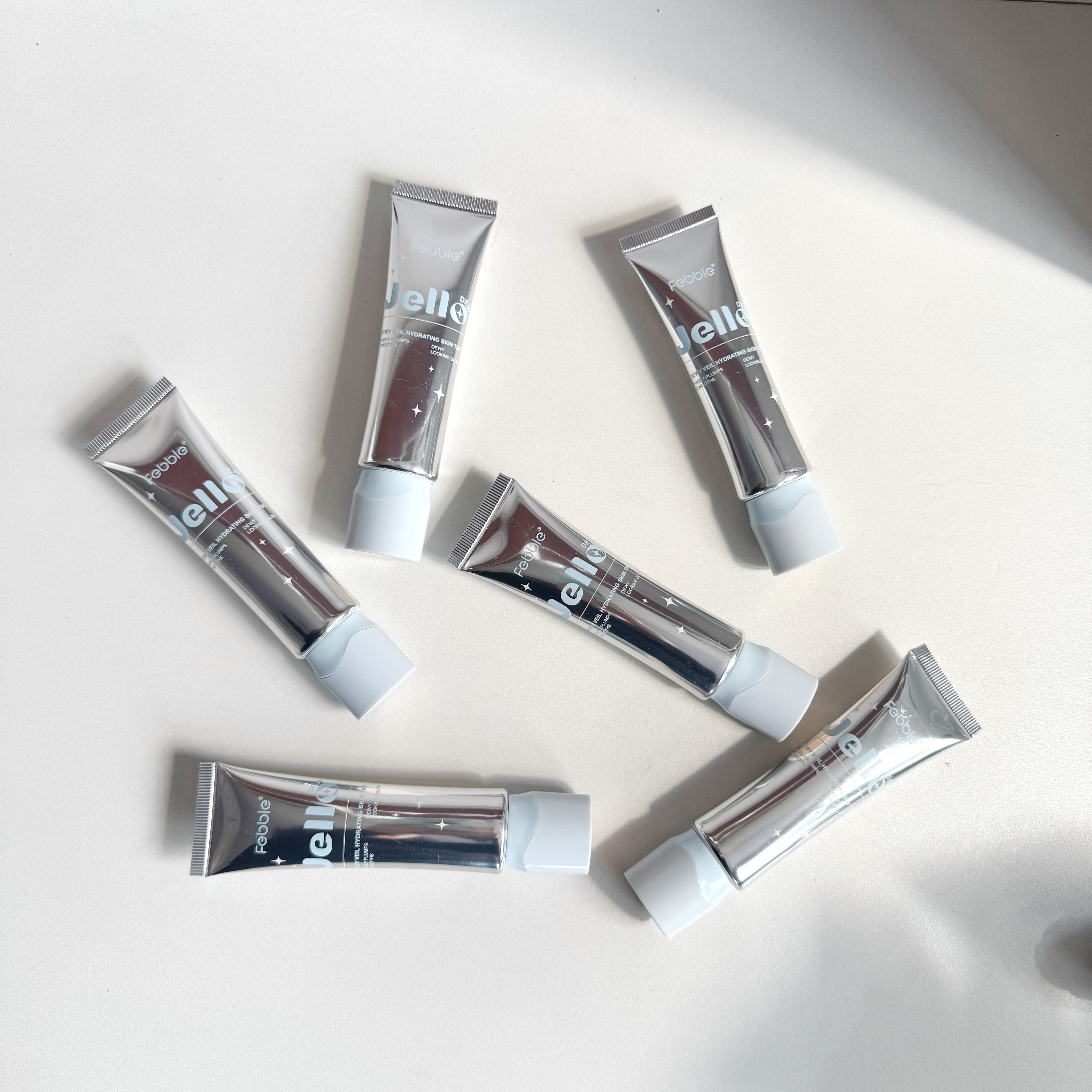 Tinta hidratante con cobertura Dewy veil - Dressygt