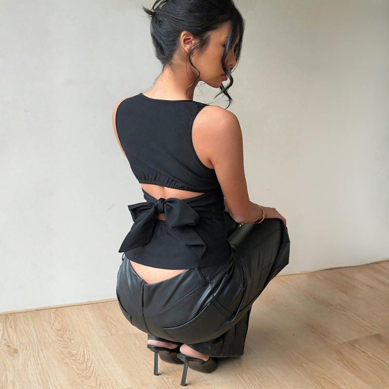 Blusa sin mangas con moño en la espalda - Dressygt