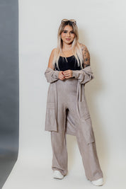 Conjunto de dos piezas con cárdigan largo y palazzo