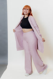 Conjunto de dos piezas con cárdigan largo y palazzo