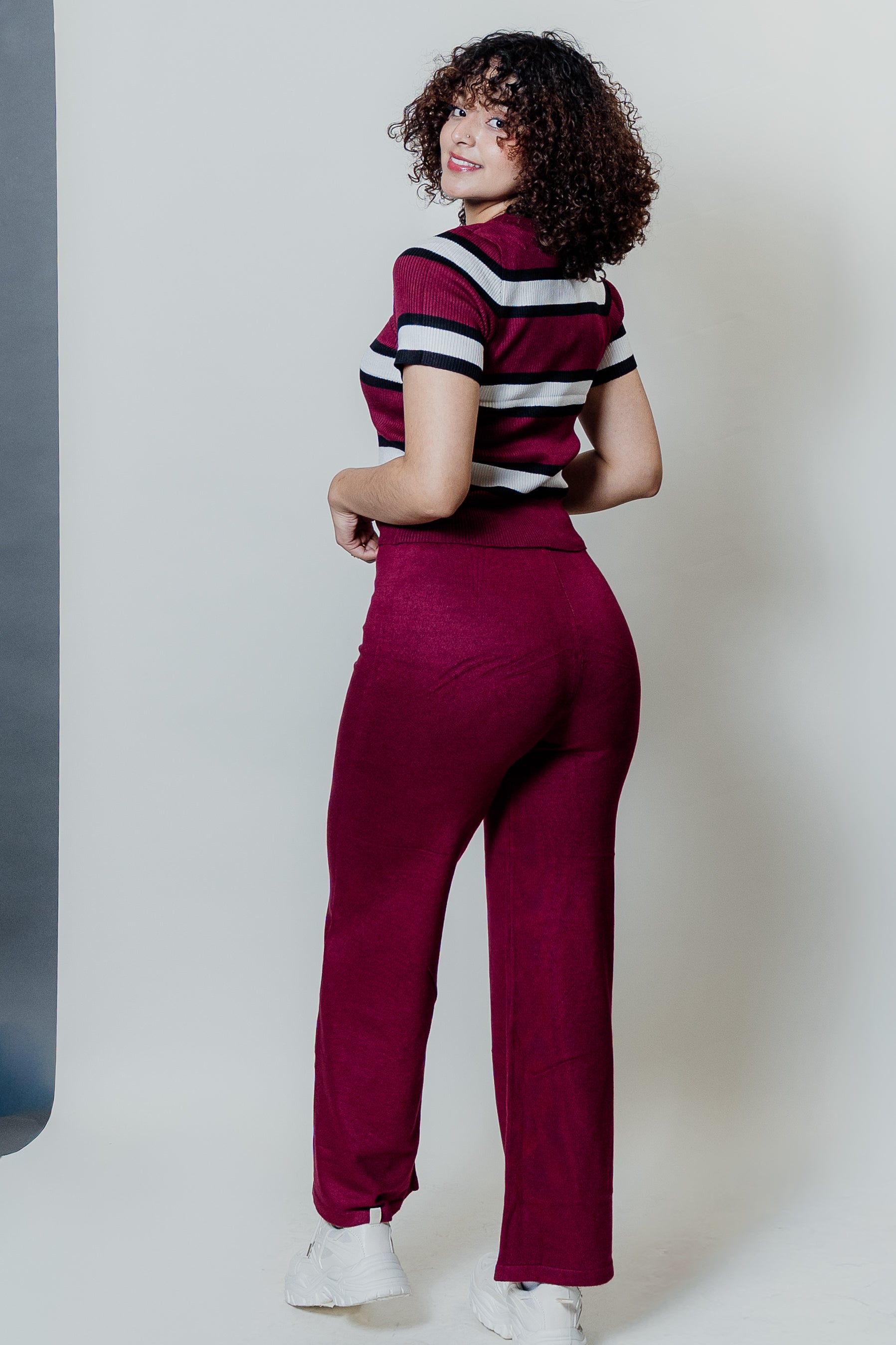 Conjunto de 2 piezas pantalón y blusa tela suave