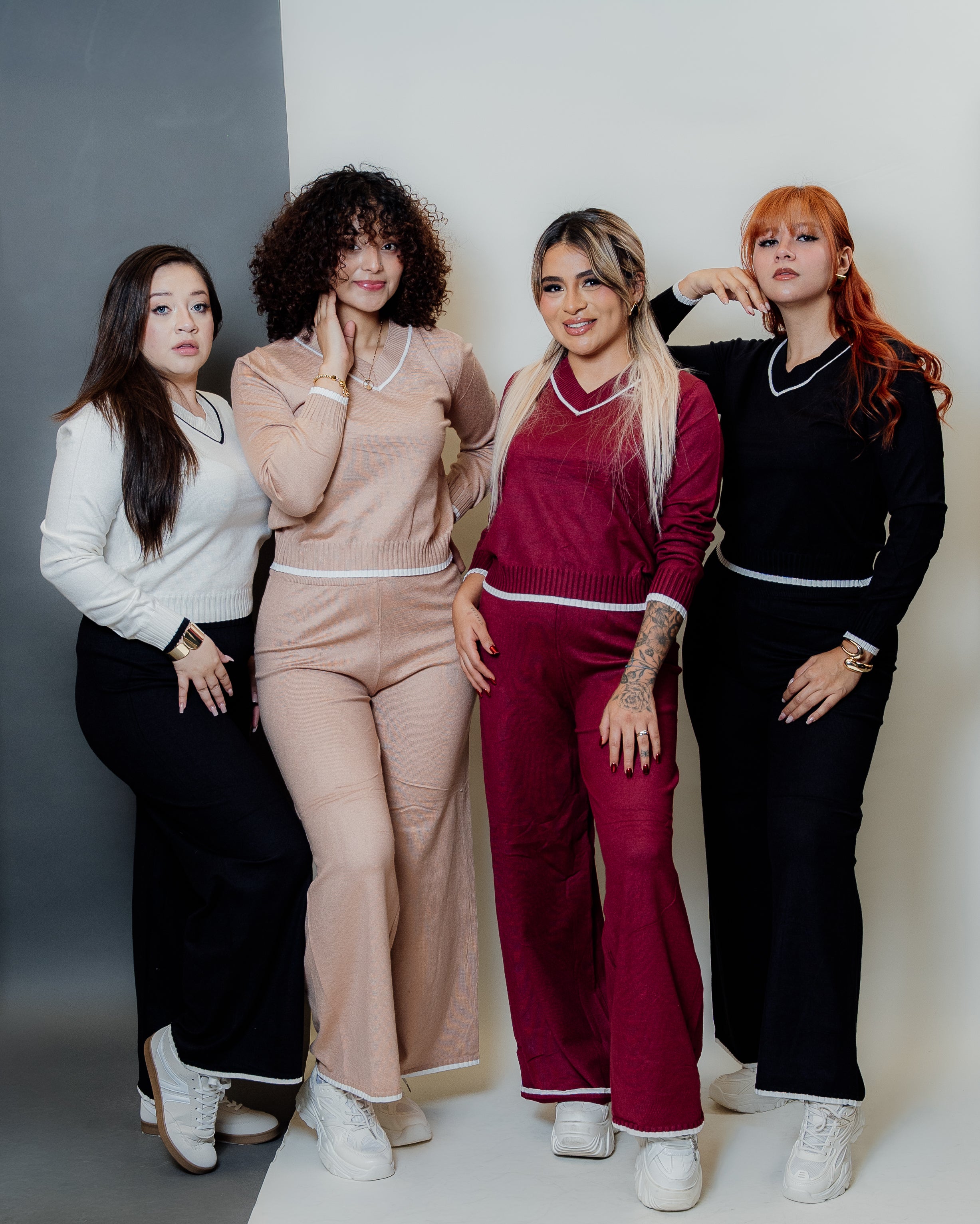 Conjunto de dos piezas con escote V manga larga y palazzo