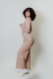 Conjunto de dos piezas con escote V manga larga y palazzo