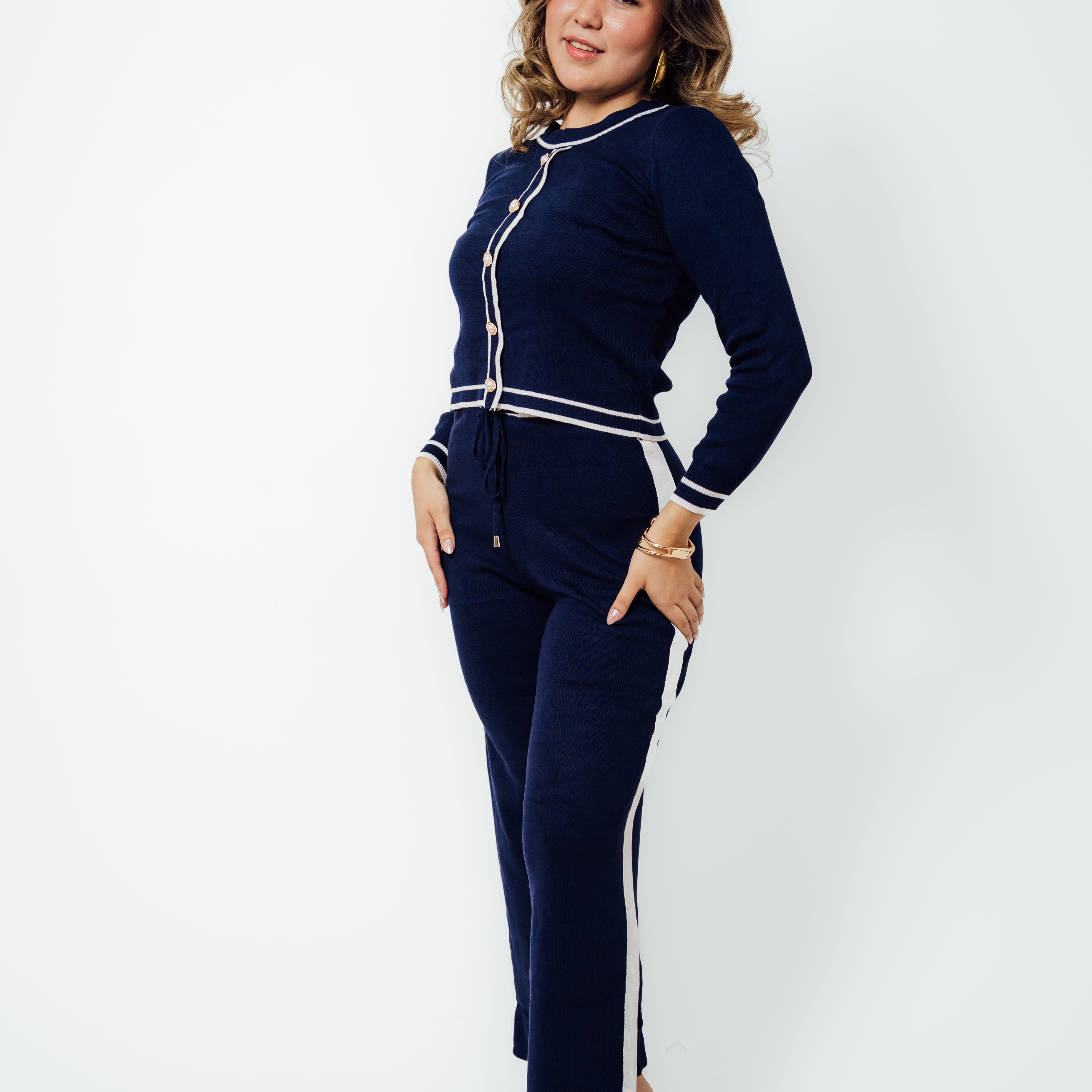 Conjunto de dos piezas de botones