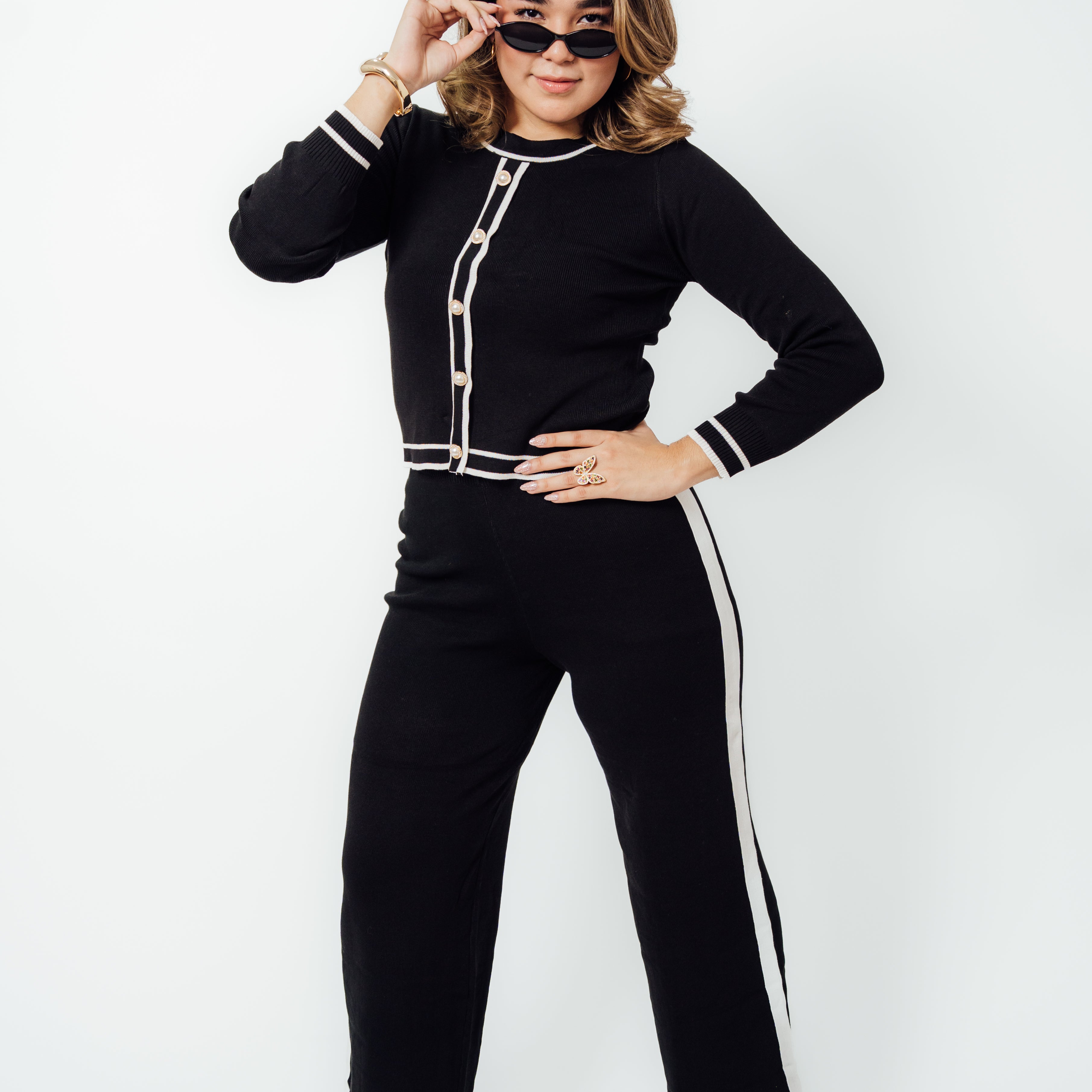 Conjunto de dos piezas de botones