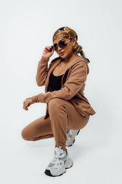 Set deportivo conjunto de pants y hoodie