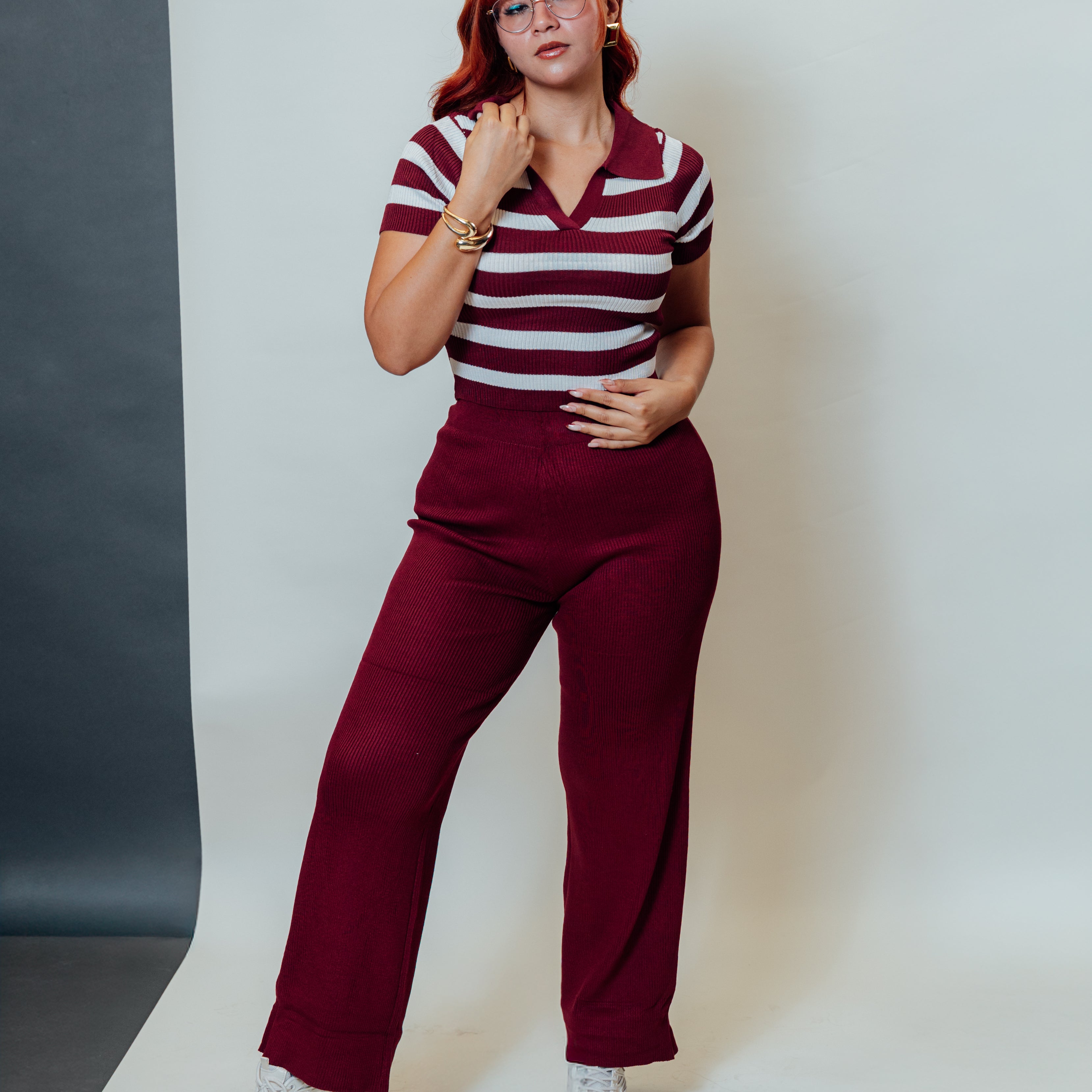 Conjunto de dos piezas estilo polo con pantalón palazzo