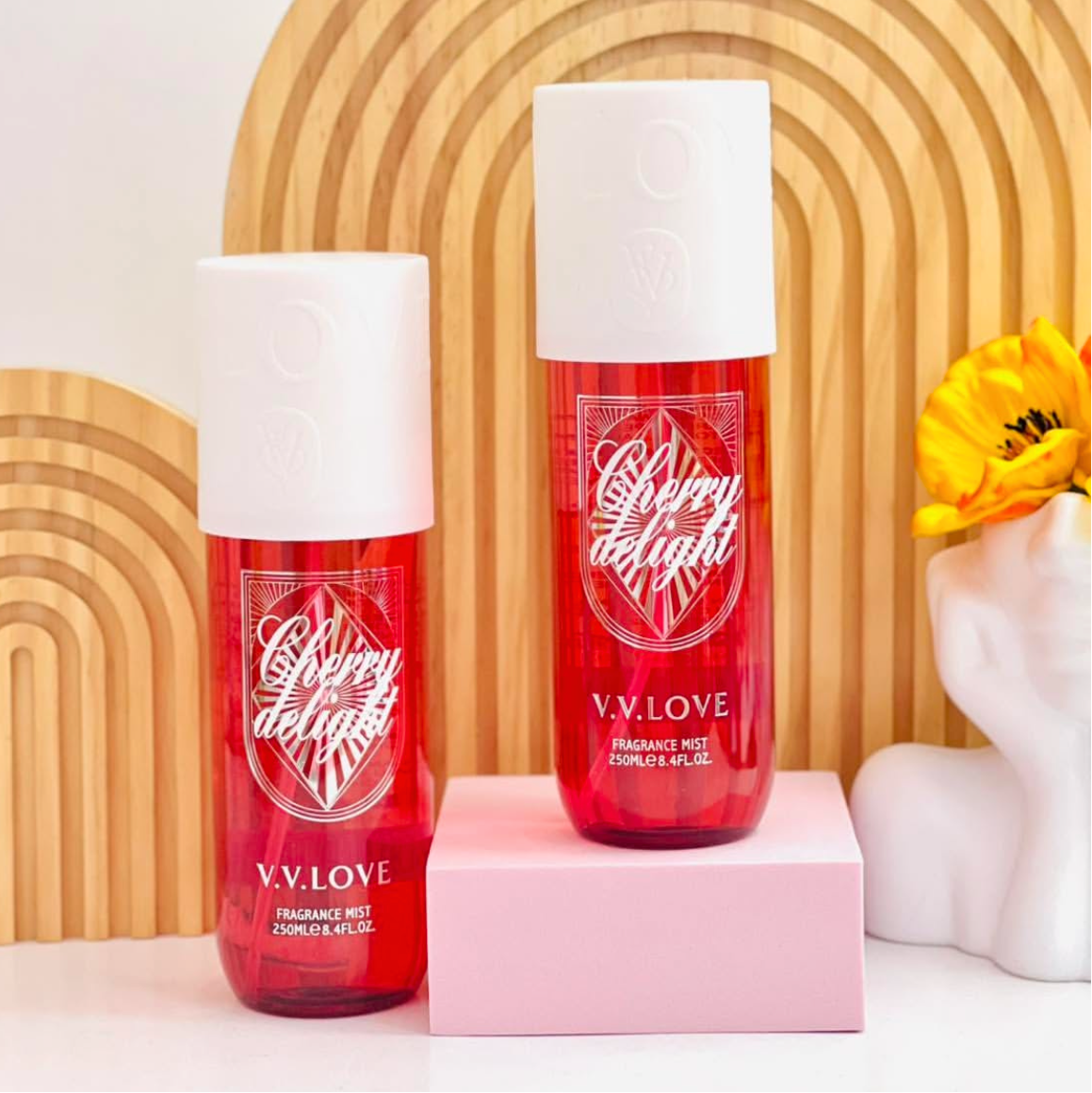 Splash Cherry Delight de V.V. Love