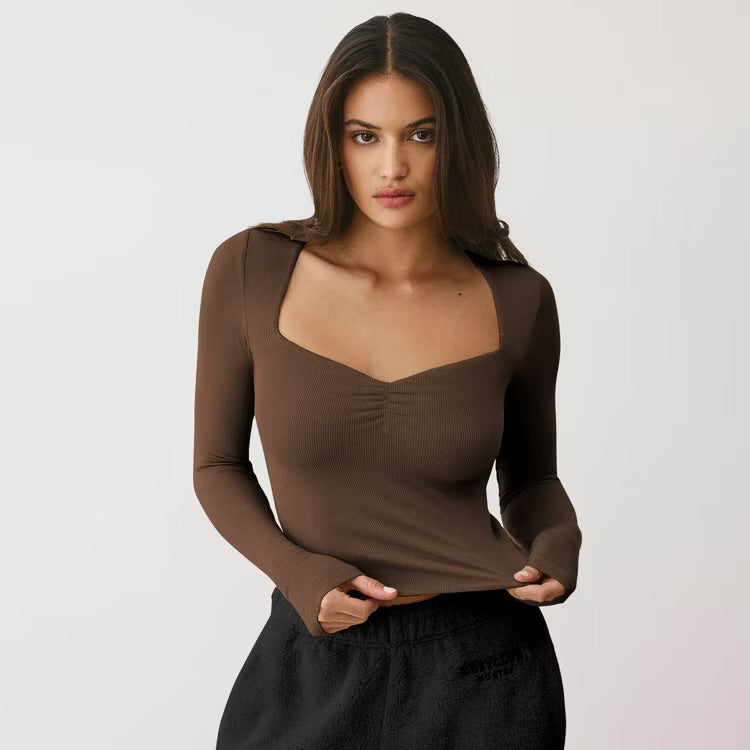 Top cuello estilo corazón