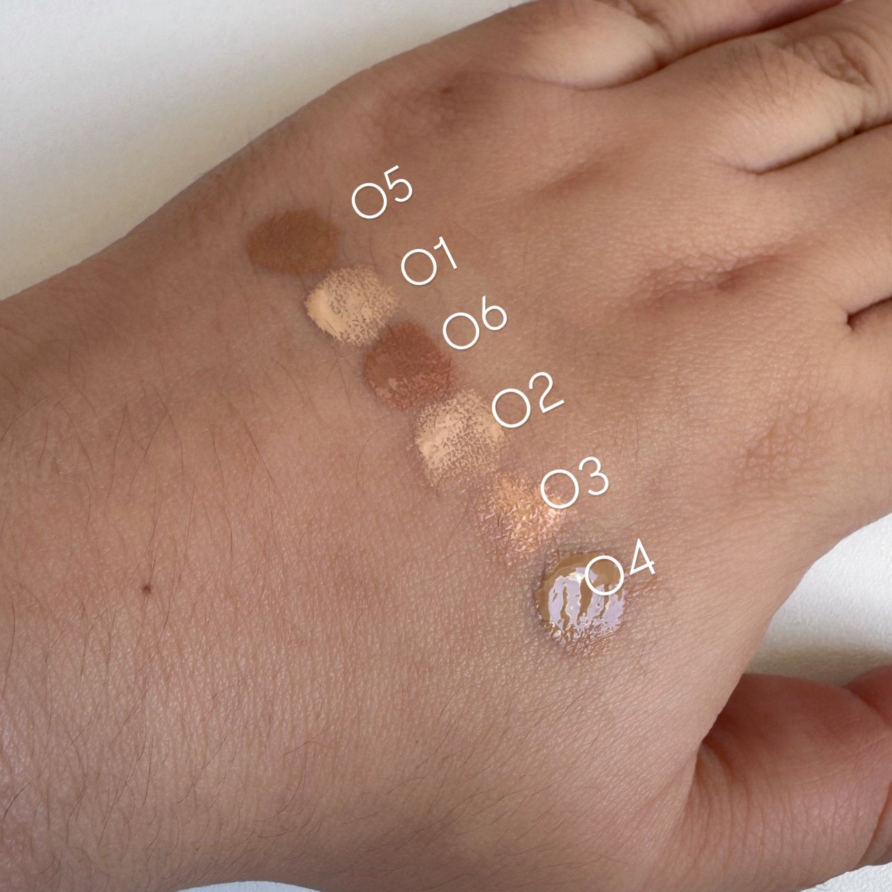 Tinta hidratante con cobertura Dewy veil - Dressygt