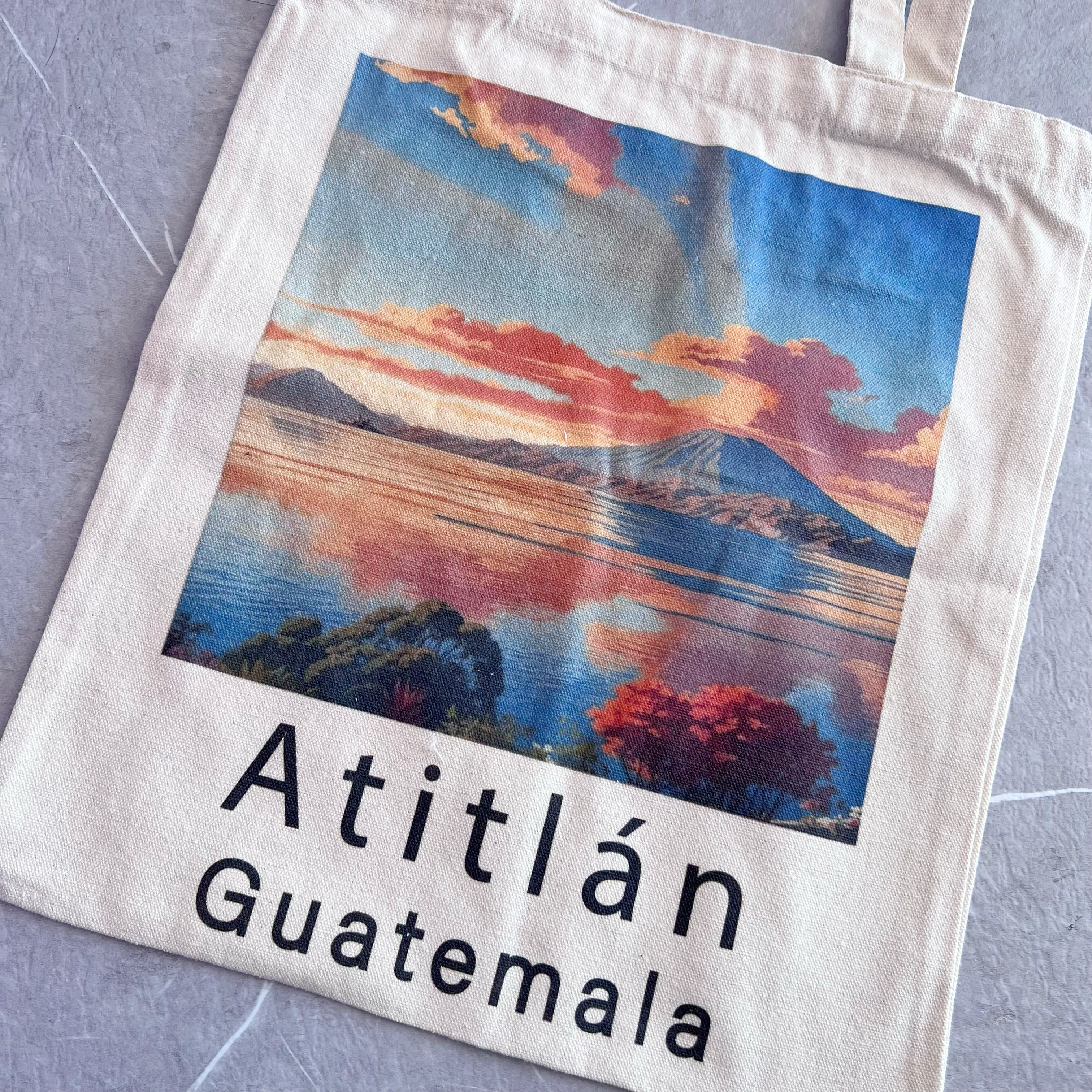 Tote bag con estampado de Atitlán