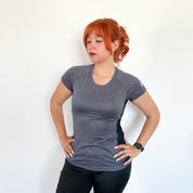 Blusa deportiva con malla lateral - Dressygt