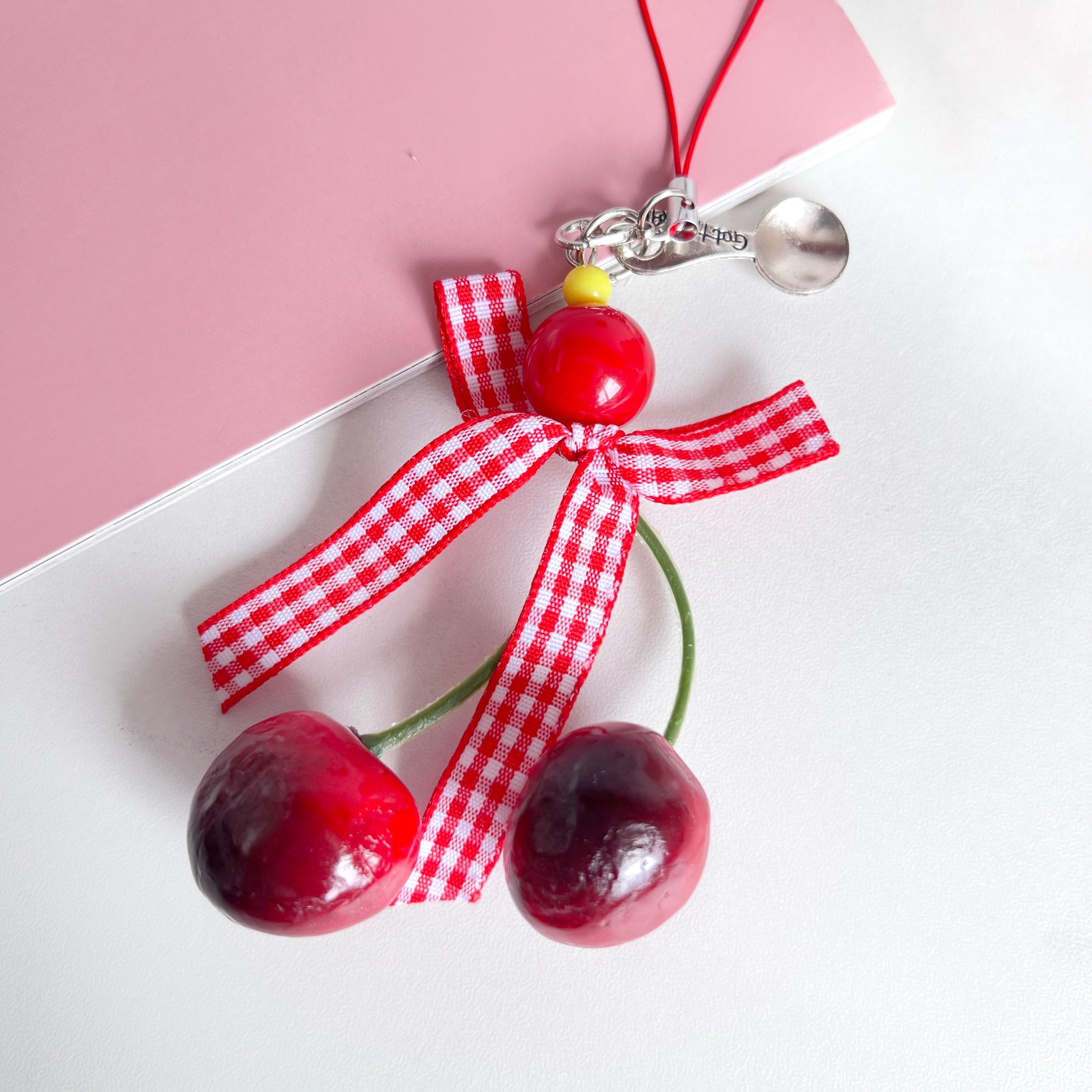 Charm de cerezas para celular - Dressygt