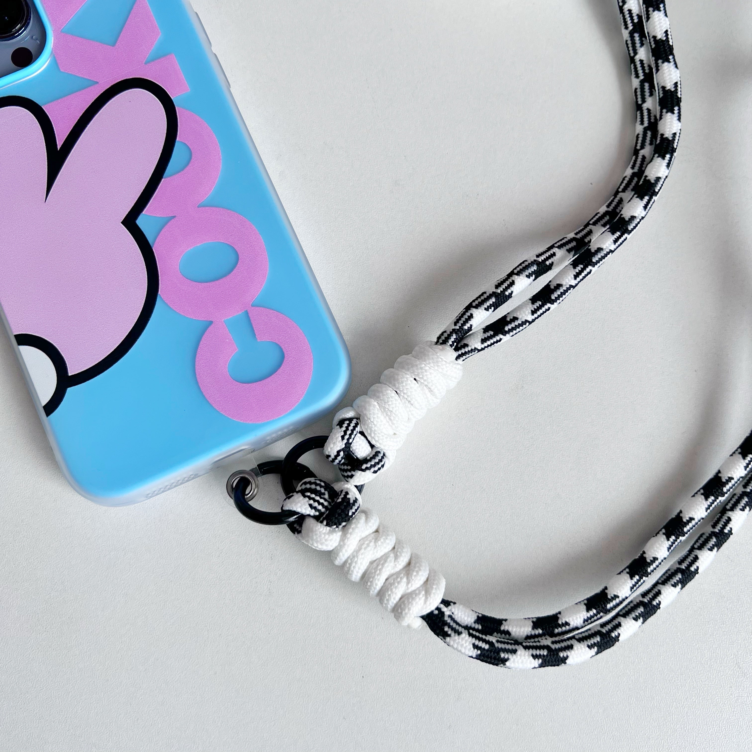 Strap blanco y negro para celular - Dressygt
