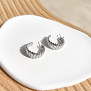 Aretes de argolla plateados estilo aleatorio 5 opciones - Dressygt