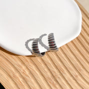 Aretes de argolla plateados estilo aleatorio 5 opciones - Dressygt