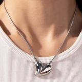 Collar con dije de corazón