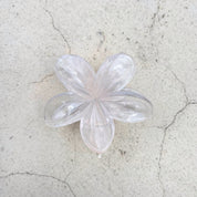 Gancho de flor con glitter para el cabello