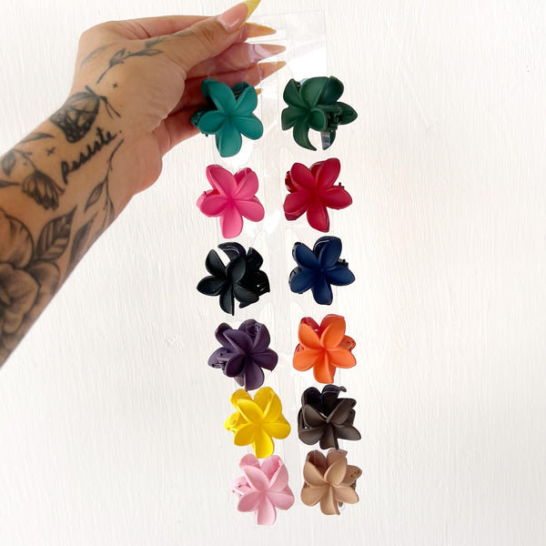 Docena de ganchos pequeños de flor