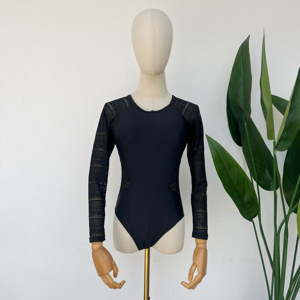 Traje de baño con mangas largas