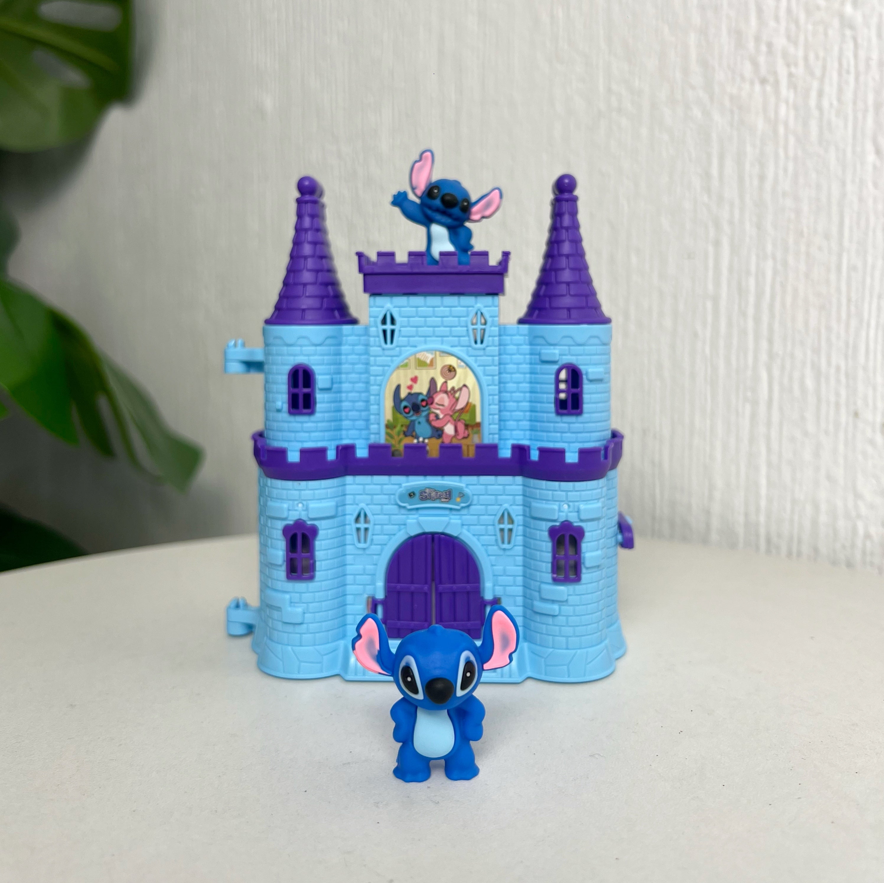 Mini castillo de juguete con personajes - Dressygt