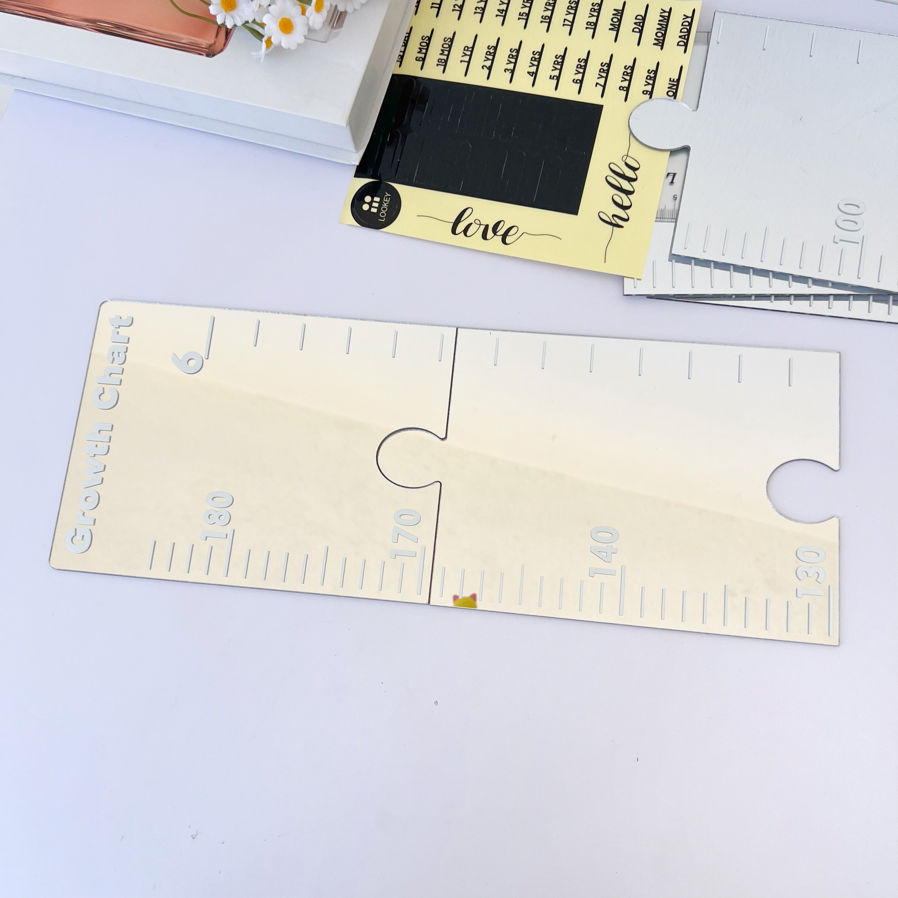 Espejo medidor con forma de Rompecabezas - Dressygt