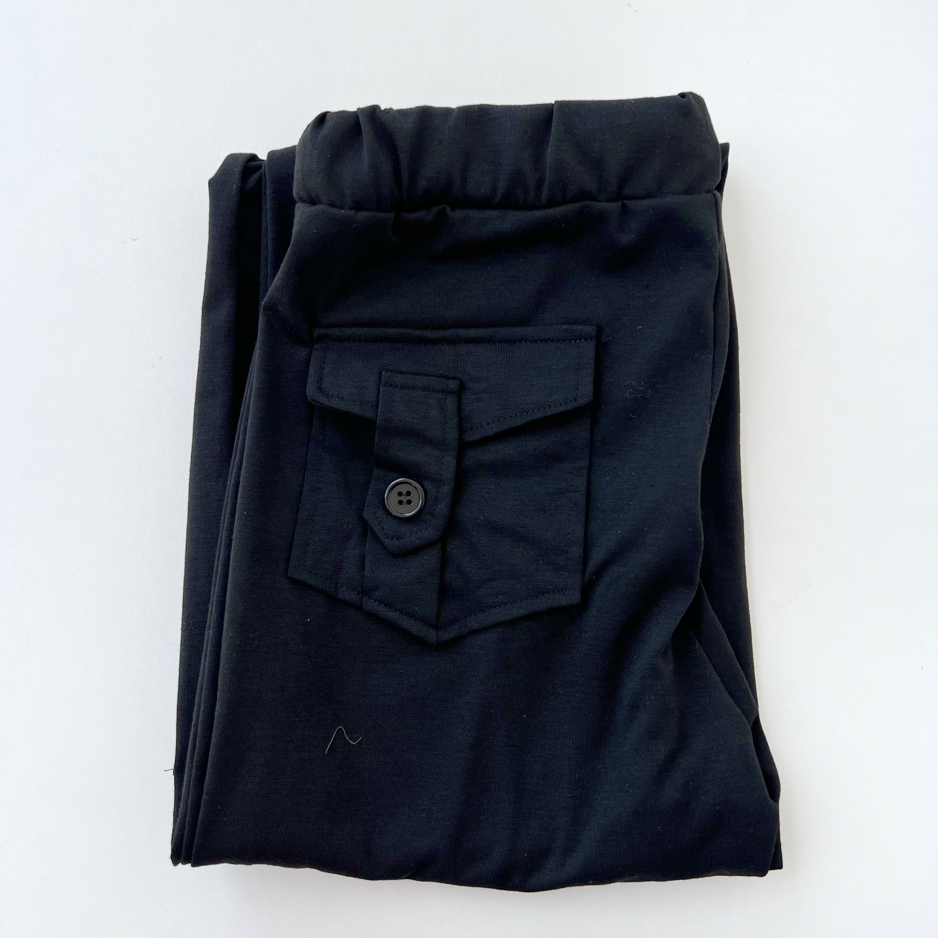 Pantalón tipo cargo