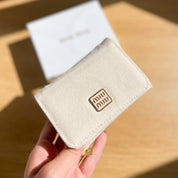 Billetera con doble compartimento