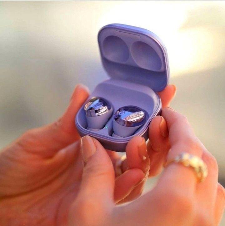 Audífonos inalámbricos Buds Pro con estuche recargable - Dressygt