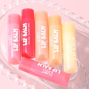Bálsamo labial hidratante con brillo
