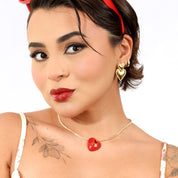 Collar dorado con dije de corazón