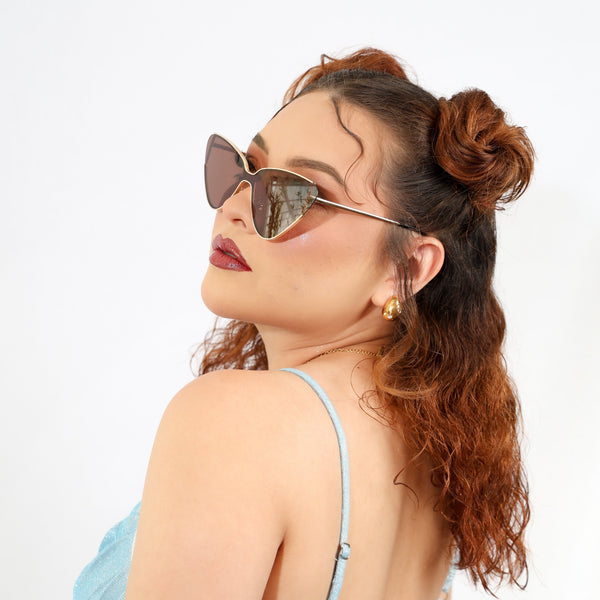 Lentes de sol con moldura delgada