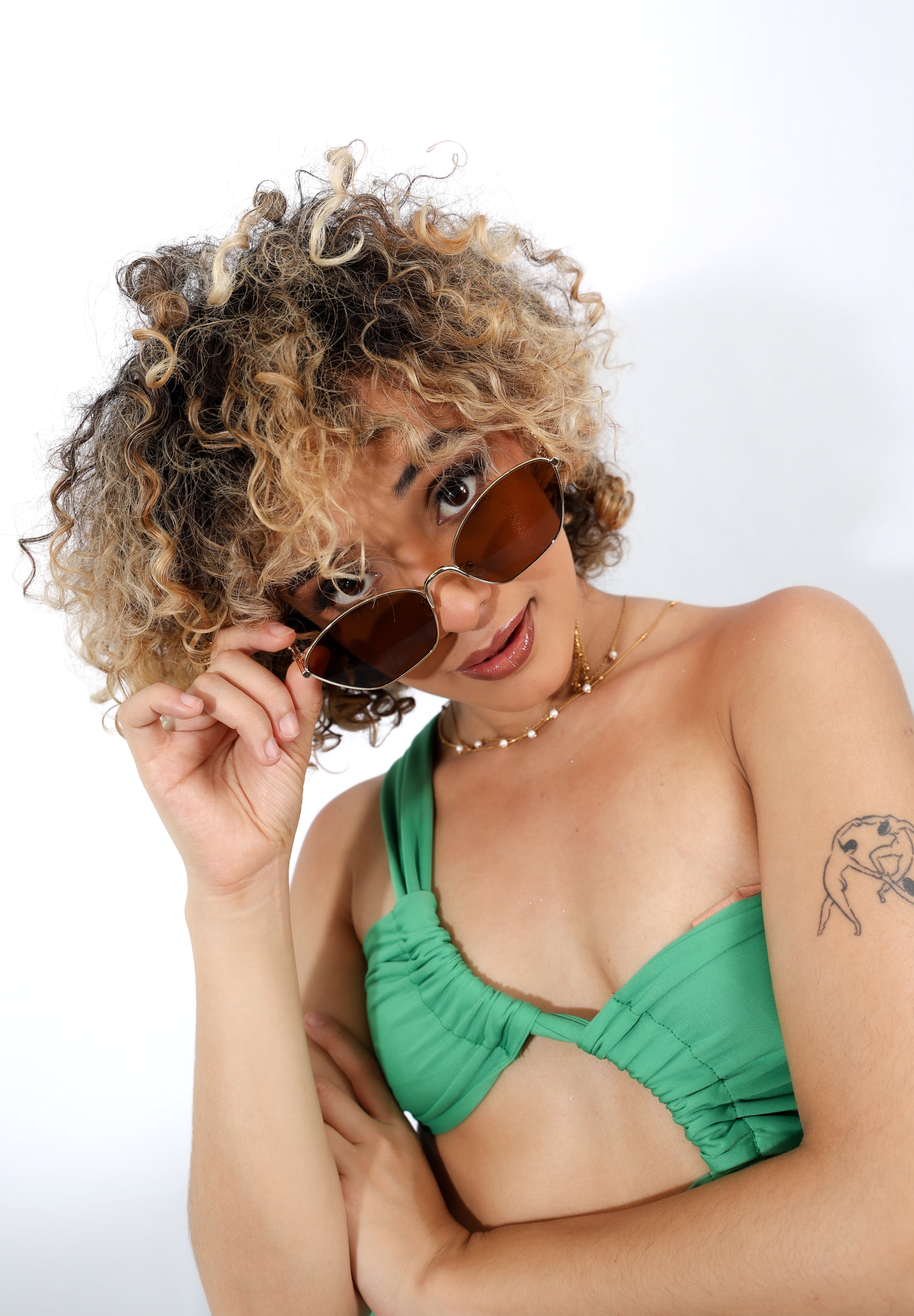 Gafas de sol con montura dorada - Dressygt
