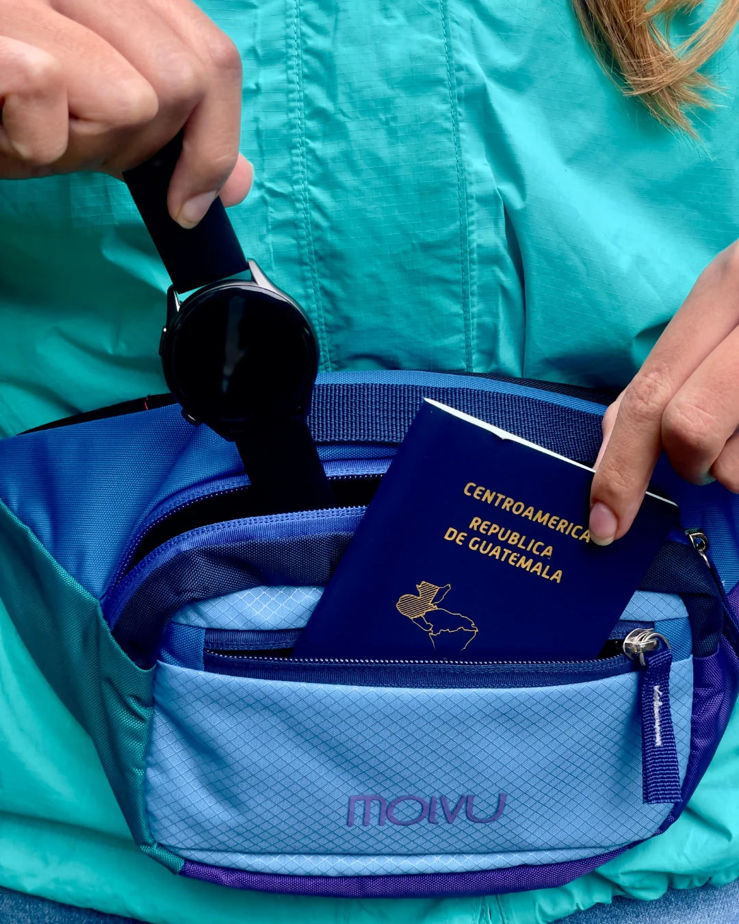 Cangurera deportiva MOLVU
