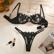 Conjunto de lencería de encaje floral
