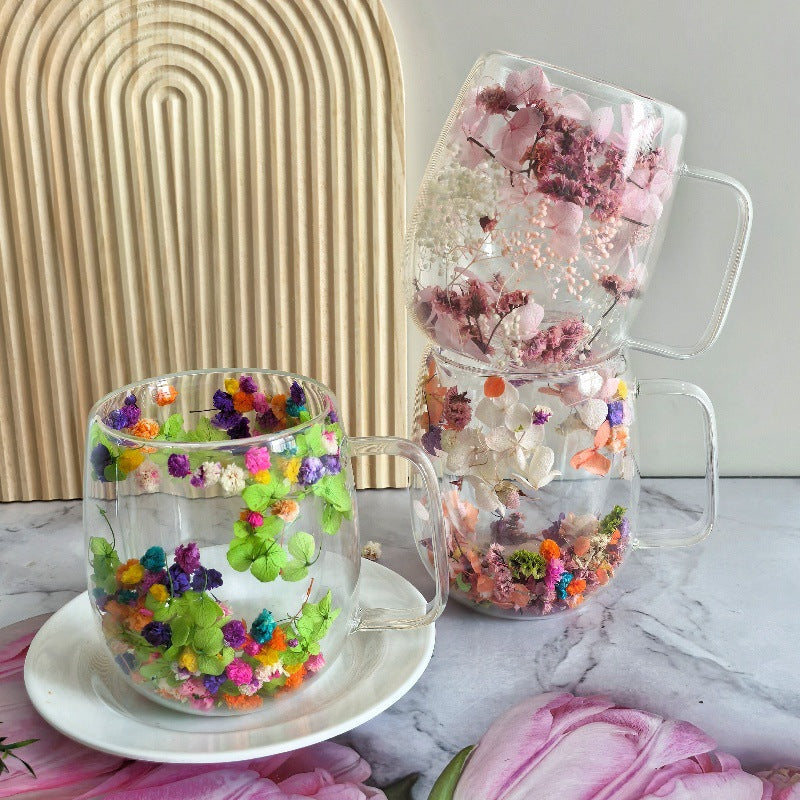 Taza transparente con flores encapsuladas - Dressygt