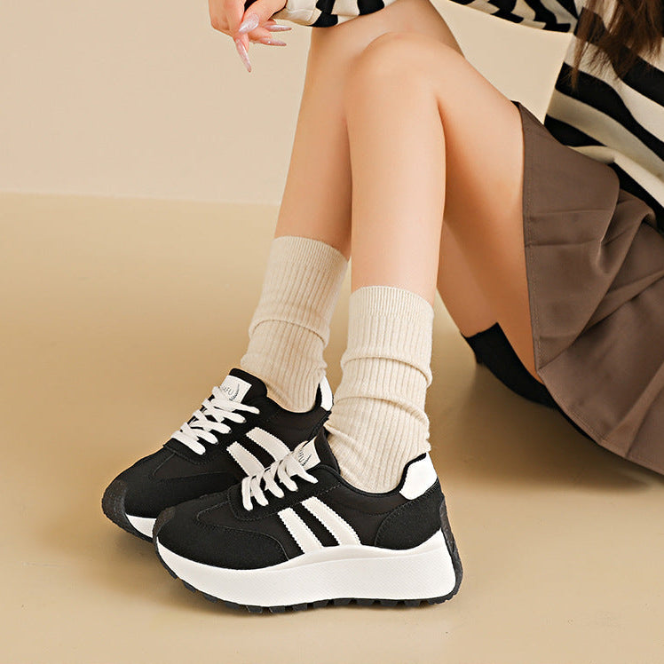 Tenis con plataforma retro