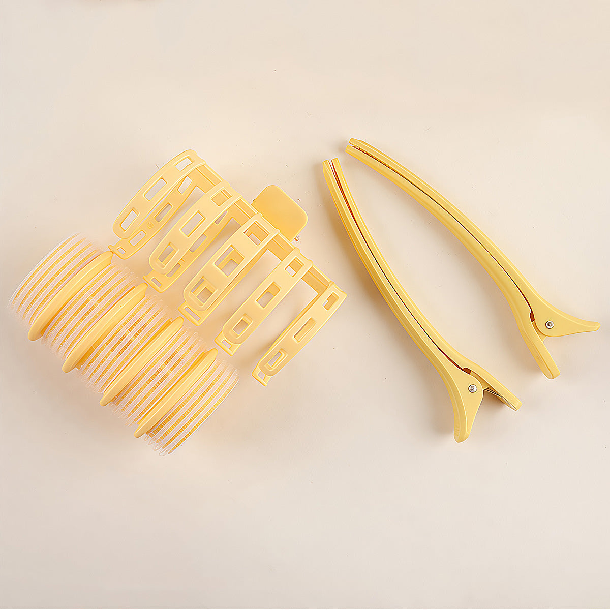 Set de 24 piezas de productos para cabello y maquillaje - Dressygt