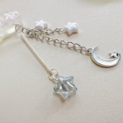 Charm de luna y estrellas