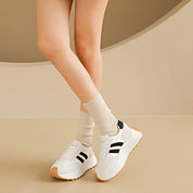 Tenis con plataforma retro