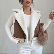Chaleco estilo crop con interior afelpado