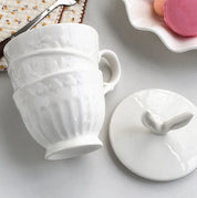 Taza con orejas de conejo
